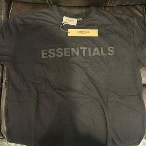 Black essentials tee size large